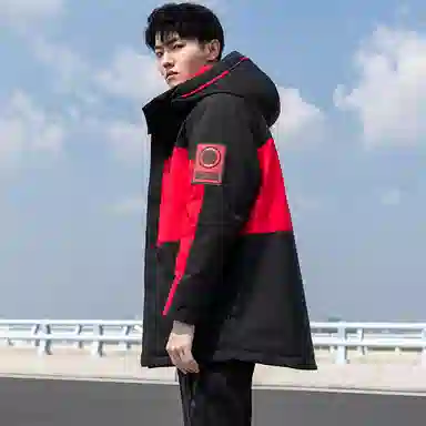 鸭鸭 拼接撞色中长款连帽滴塑标设计休闲宽松工装加厚保暖羽绒服 男款