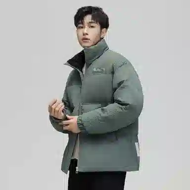 鸭鸭 加厚保暖休闲宽松无性别刺绣字母泡芙面料简约立领暗黑羽绒服外套 男款