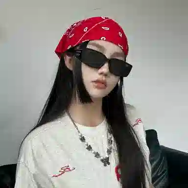 PLASTIC BRAIN THE BLACK Y2k