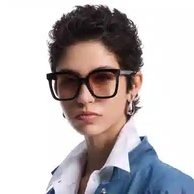 PLASTIC BRAIN THE BLACK