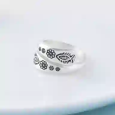 990