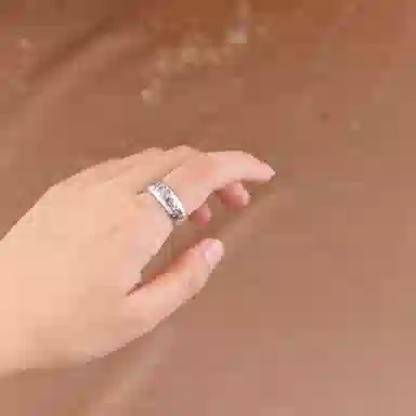 990