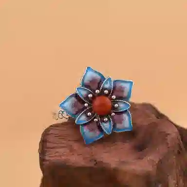 S925