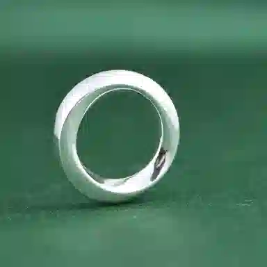 990