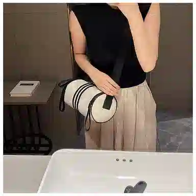 WXRX ins