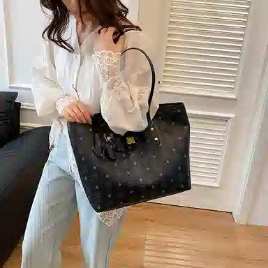 WXRX PU Tote
