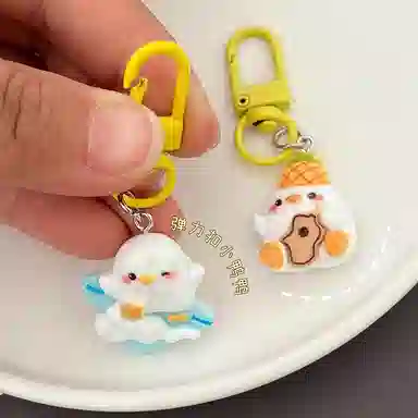 CHRROTA Cute Surfing Duck Keychain