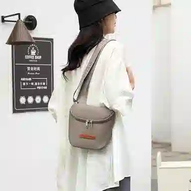 捷朗仕 简约百搭 尼龙布 斜挎包 男女同款情侣款 多色