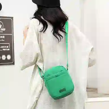 捷朗仕 小众百搭潮流 尼龙布 斜挎包 男女同款情侣款 多色