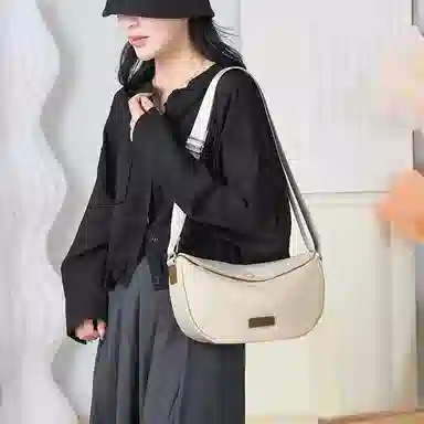 捷朗仕 时尚便捷通勤 尼龙布 单肩斜挎包 常规 女款 多色