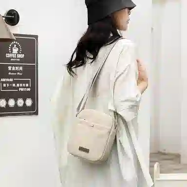 捷朗仕 小众百搭潮流 尼龙布 斜挎包 男女同款情侣款 多色