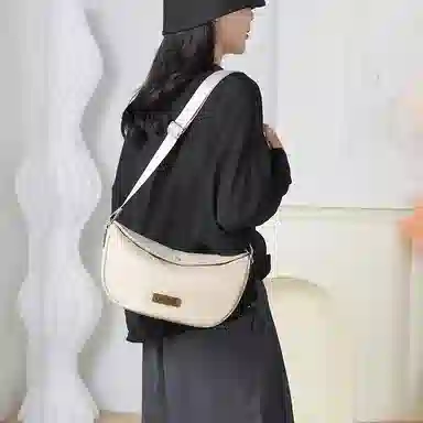 捷朗仕 时尚便捷通勤 尼龙布 单肩斜挎包 常规 女款 多色