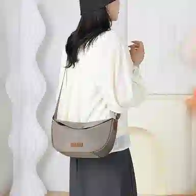 捷朗仕 时尚便捷通勤 尼龙布 单肩斜挎包 常规 女款 多色