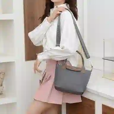 捷朗仕 质感通勤 尼龙 斜挎手提包 女款 多色