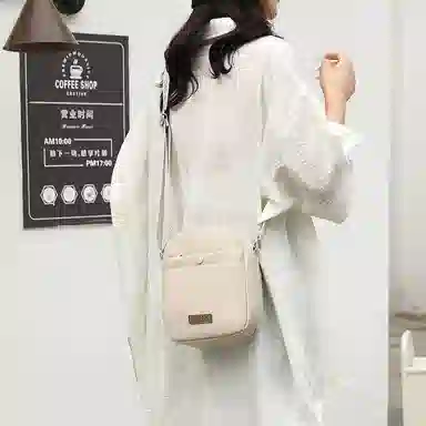 捷朗仕 小众百搭潮流 尼龙布 斜挎包 男女同款情侣款 多色