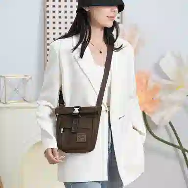 捷朗仕 便捷百搭潮流 尼龙布 斜挎包 男女同款情侣款 多色