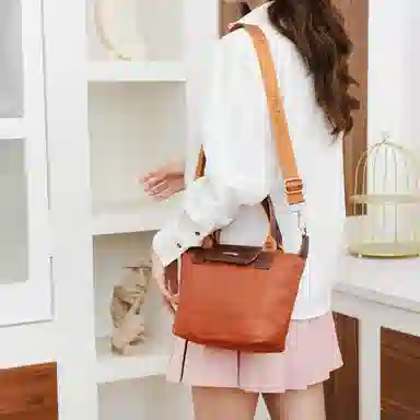 捷朗仕 质感通勤 尼龙 斜挎手提包 女款 多色