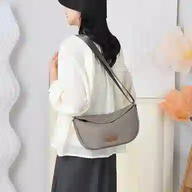 捷朗仕 时尚便捷通勤 尼龙布 单肩斜挎包 常规 女款 多色