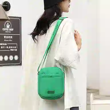 捷朗仕 小众百搭潮流 尼龙布 斜挎包 男女同款情侣款 多色