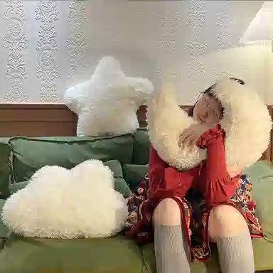 卡威 奶油 星星 月亮云朵造型抱枕 玩偶 毛绒公仔