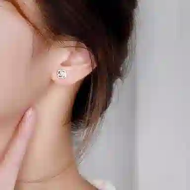 s925
