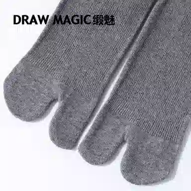 缎魅 无骨分趾木耳边中筒袜 女款