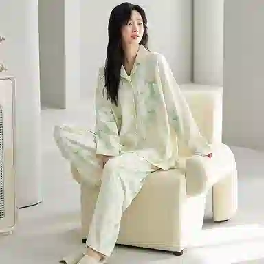 莫代尔 舒适柔软经典翻领开衫清新韩版个性家居服可外穿睡衣套装 女款