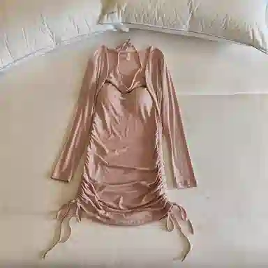 莫代尔 韩版休闲简约舒适轻柔细腻长袖裙宽松显瘦自带胸垫防凸点家居裙睡裙 女款