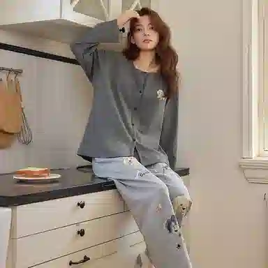 莫代尔 春秋季舒适柔软圆领开衫细腻免穿文胸带胸垫家居服可外穿睡衣套装 女款