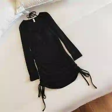 莫代尔 韩版休闲简约舒适轻柔细腻长袖裙宽松显瘦自带胸垫防凸点家居裙睡裙 女款