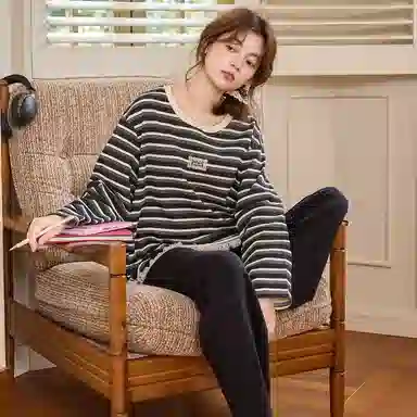 莫代尔 春秋开衫气质经典一体式免穿文胸清新家居服睡衣套装 女款