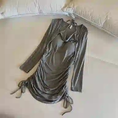 莫代尔 韩版休闲简约舒适轻柔细腻长袖裙宽松显瘦自带胸垫防凸点家居裙睡裙 女款