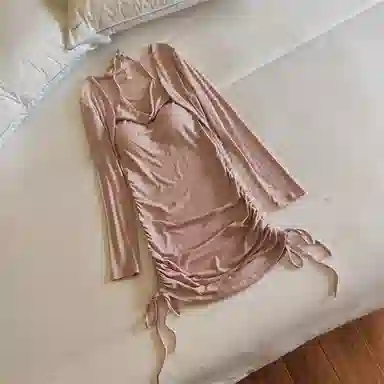 莫代尔 韩版休闲简约舒适轻柔细腻长袖裙宽松显瘦自带胸垫防凸点家居裙睡裙 女款