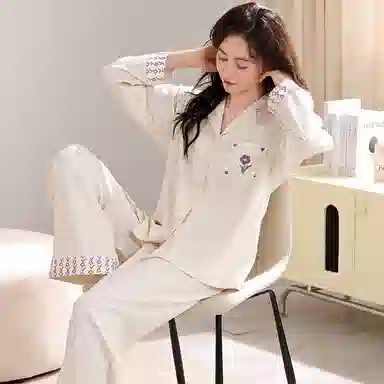 莫代尔 春秋季个性时尚百搭轻柔亲肤透气细腻长袖长裤家居服可外穿女士睡衣套装 女款