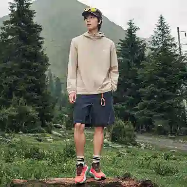 乔丹  山神系列 简约字母 防泼水科技 宽松连帽  商务/休闲生活徒步徒步旅行户外远足都市生活/旅游/通勤 防水防风冲锋衣 男款 果仁色