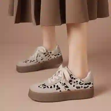 波尔谛奇 牛剖层革 百搭时尚 防滑增高 低帮 板鞋 女款