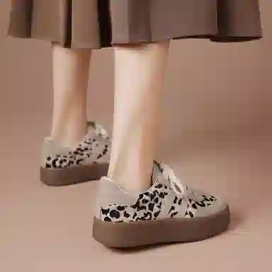 波尔谛奇 牛剖层革 百搭时尚 防滑增高 低帮 板鞋 女款