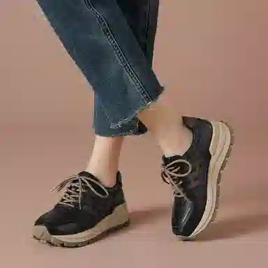 波尔谛奇 头层牛皮 舒适运动百搭厚底 轻便增高 低帮 生活休闲鞋 女款