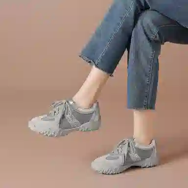 波尔谛奇 绒面革织物 显瘦百搭软底德训鞋 轻便增高 低帮 生活休闲鞋 女款