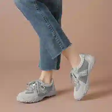 波尔谛奇 绒面革织物 显瘦百搭软底德训鞋 轻便增高 低帮 生活休闲鞋 女款