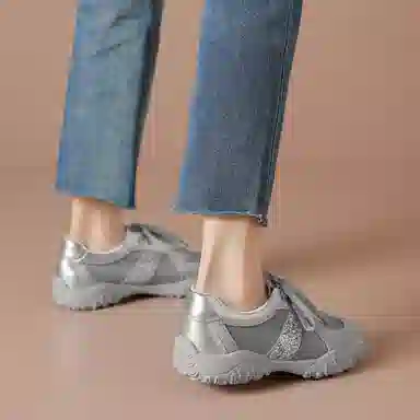 波尔谛奇 绒面革织物 显瘦百搭软底德训鞋 轻便增高 低帮 生活休闲鞋 女款