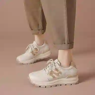 波尔谛奇 头层牛皮 舒适运动百搭厚底 轻便增高 低帮 生活休闲鞋 女款