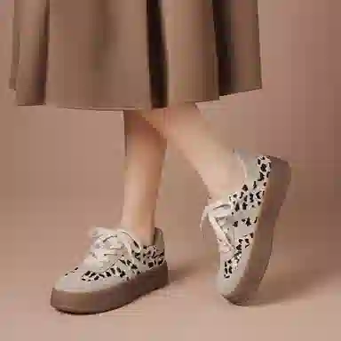 波尔谛奇 牛剖层革 百搭时尚 防滑增高 低帮 板鞋 女款