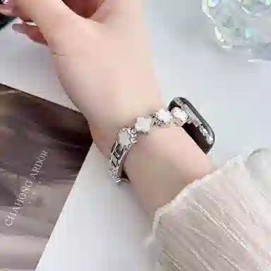 Akkerds Apple watch