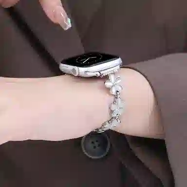 Akkerds Apple watch