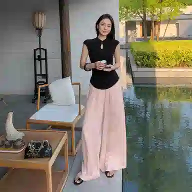 周淼 通勤简约薄款中腰阔腿休闲裤 女款