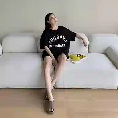 周淼 系带纯色高腰休闲短裤 女款