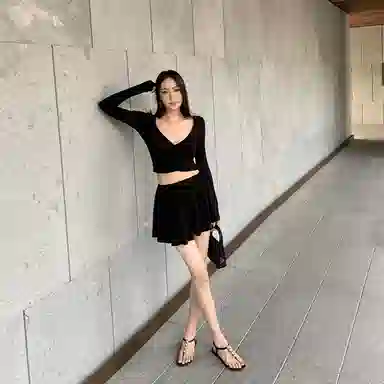 V T