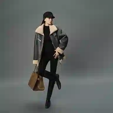 周淼 舒适抓毛底绒保暖修身小脚牛仔裤 女款 黑色