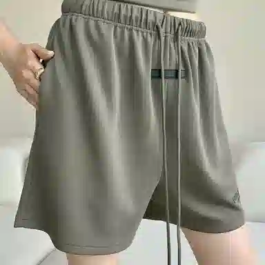 周淼 系带纯色高腰休闲短裤 女款
